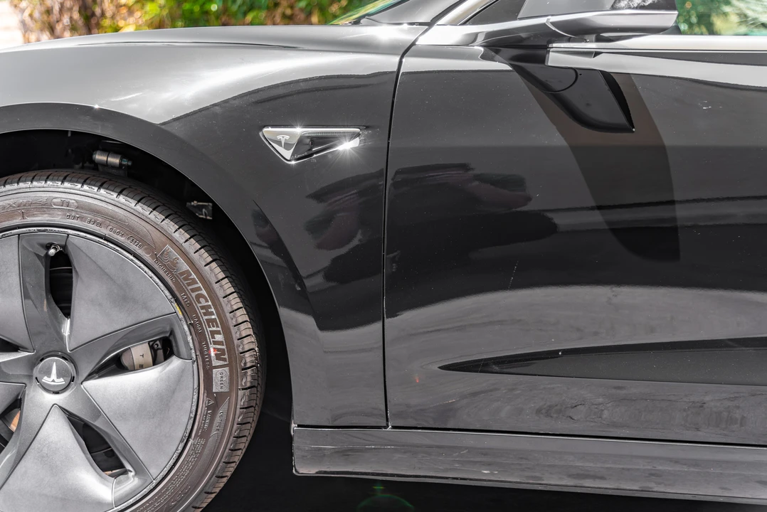 2018 Tesla Model 3 - Image 23 of 31