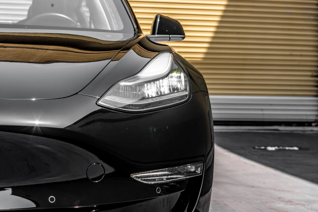 2018 Tesla Model 3 - Image 19 of 31