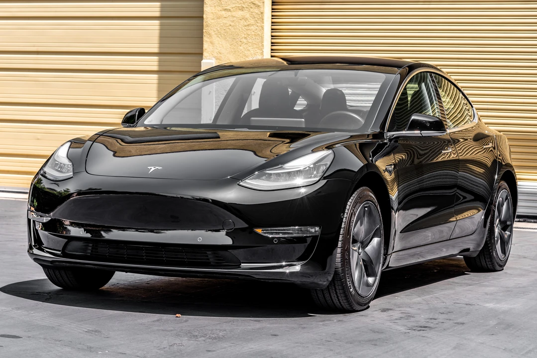 2018 Tesla Model 3 - Image 6 of 31