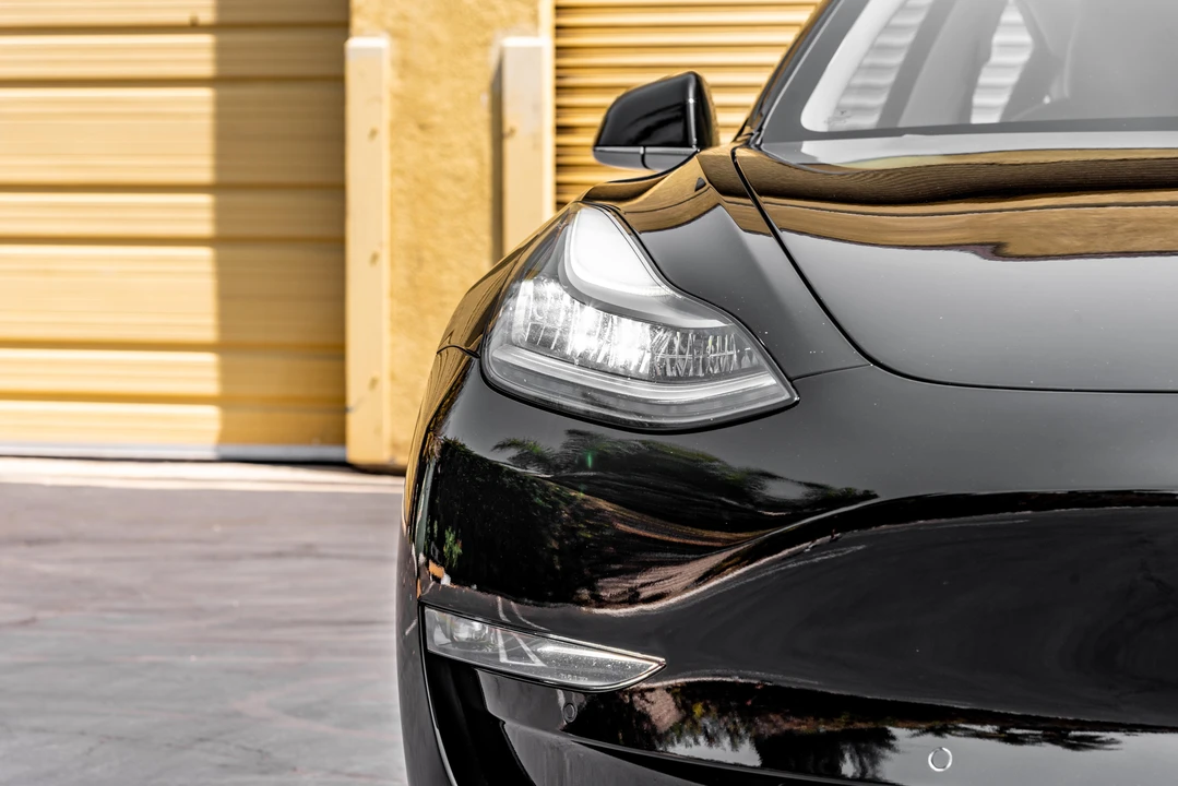 2018 Tesla Model 3 - Image 14 of 31