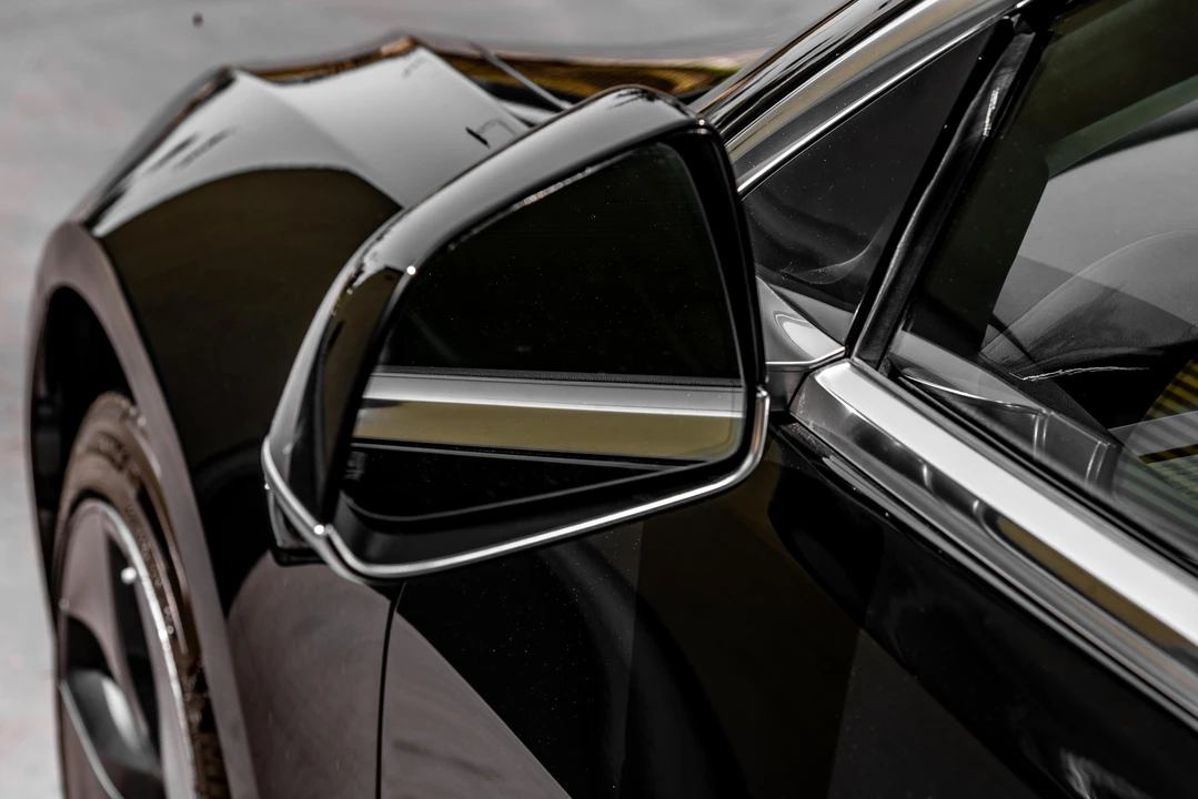2018 Tesla Model 3 - Image 26 of 31