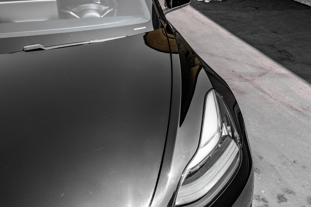 2018 Tesla Model 3 - Image 18 of 31