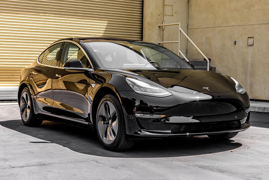 2018 Tesla Model 3 - Image 12 of 31