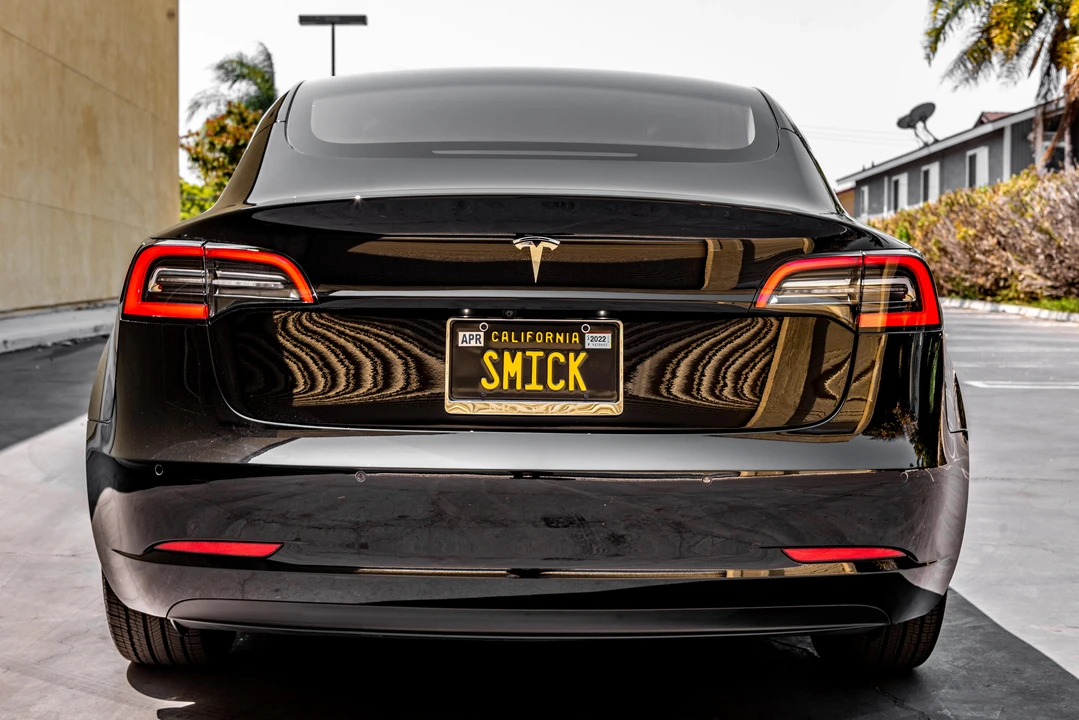 2018 Tesla Model 3 - Image 8 of 31