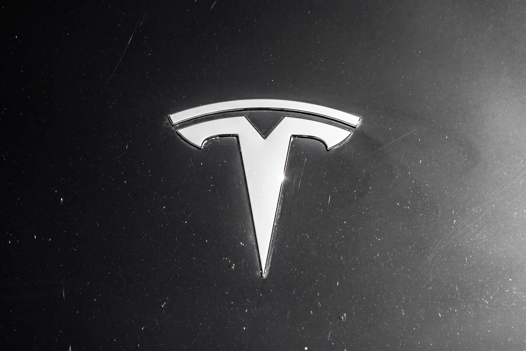 2018 Tesla Model 3 - Image 15 of 31