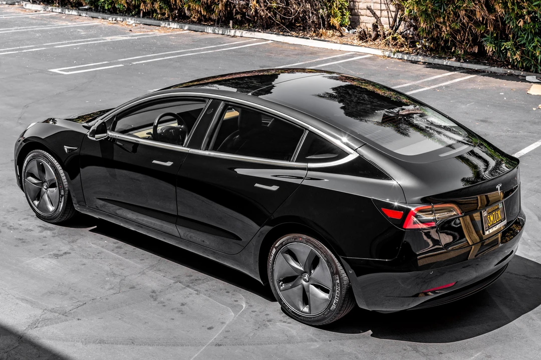 2018 Tesla Model 3 - Image 4 of 31