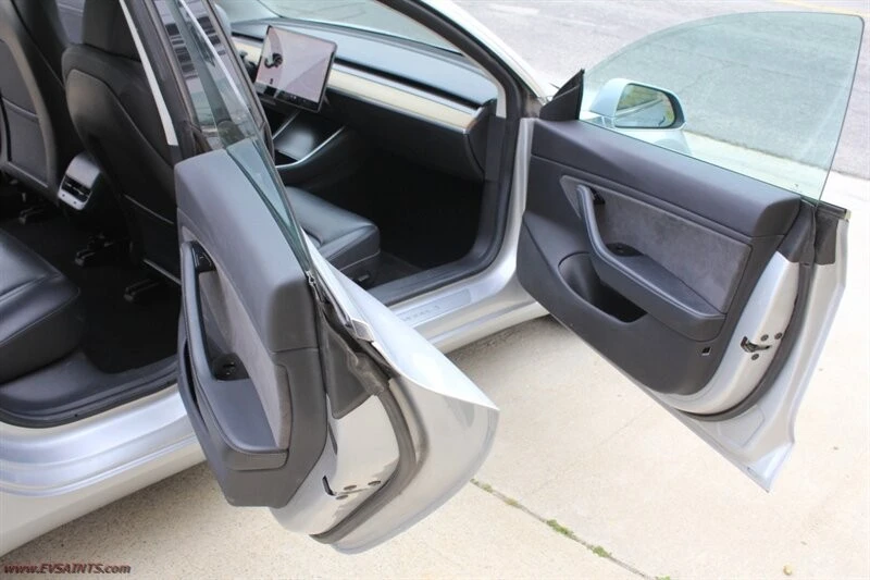2018 Tesla Model 3 - Image 13 of 21