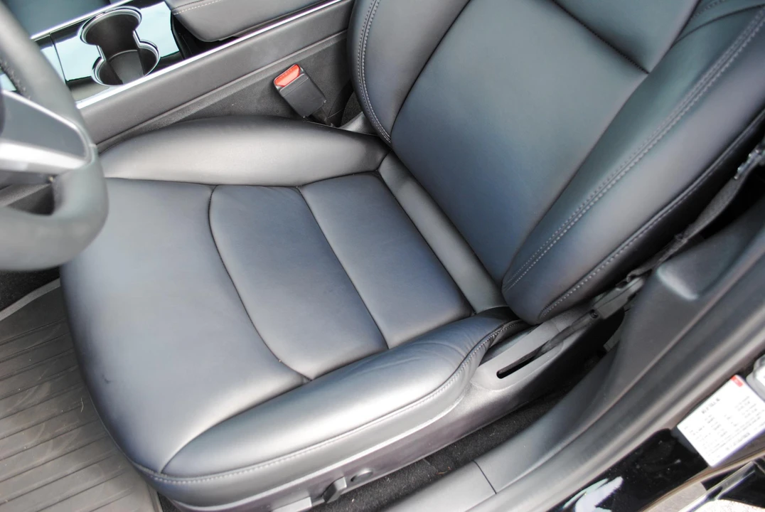 2018 Tesla Model 3 - Image 29 of 31