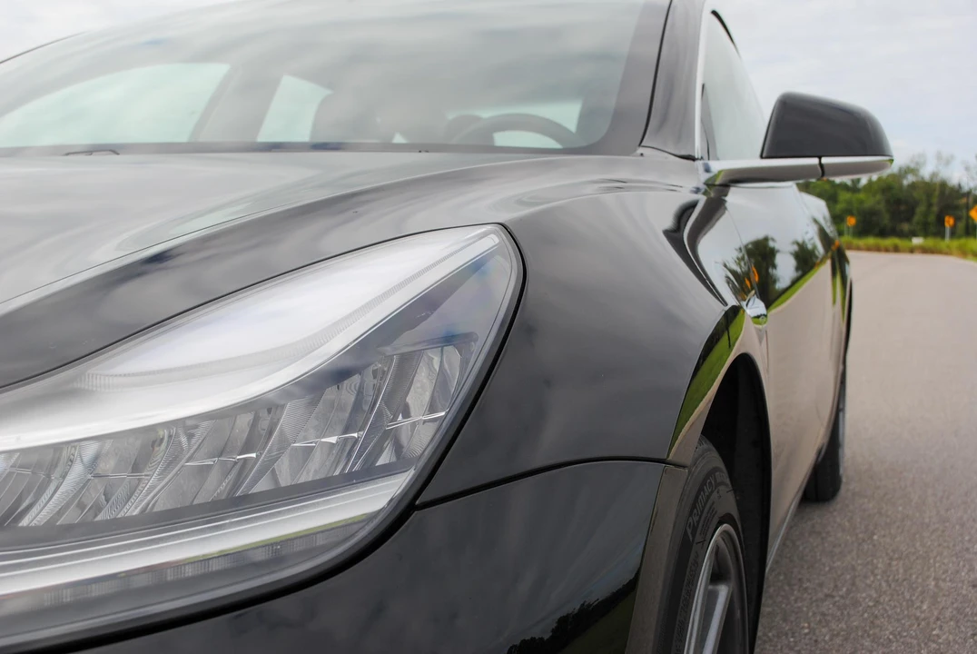 2018 Tesla Model 3 - Image 18 of 31