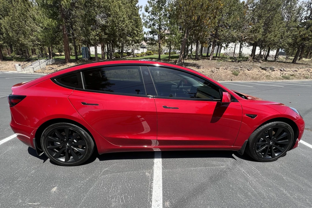 2018 Tesla Model 3 - Image 3 of 31