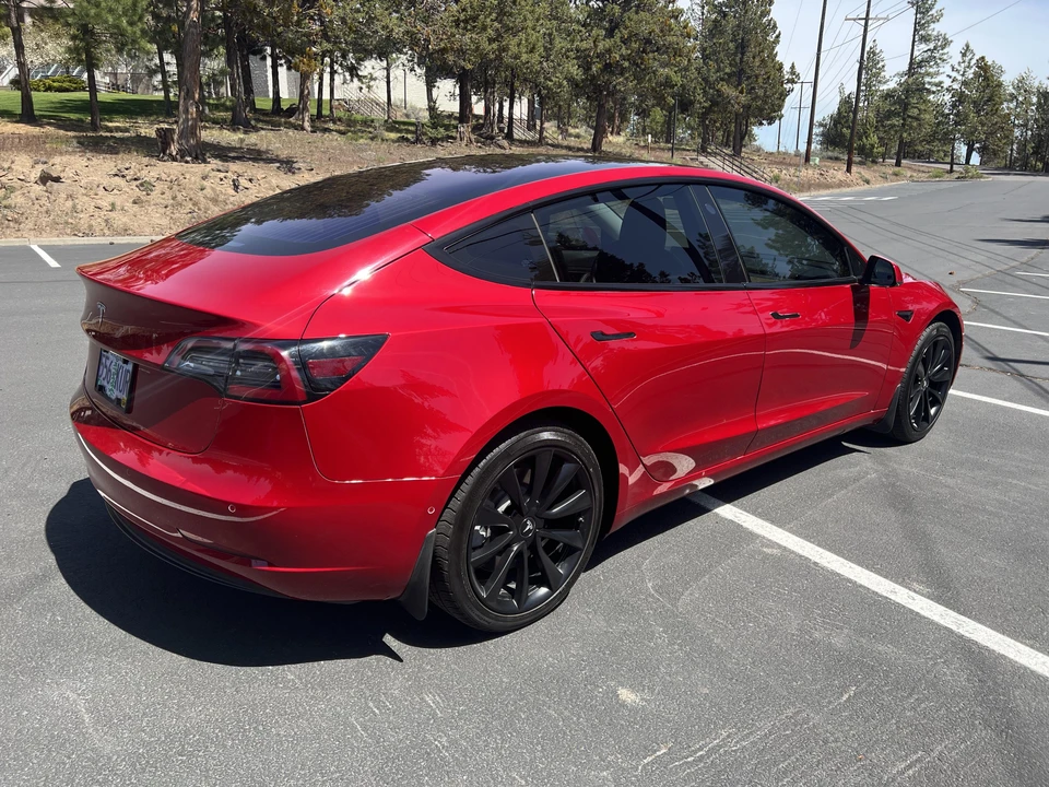 2018 Tesla Model 3 - Image 18 of 31