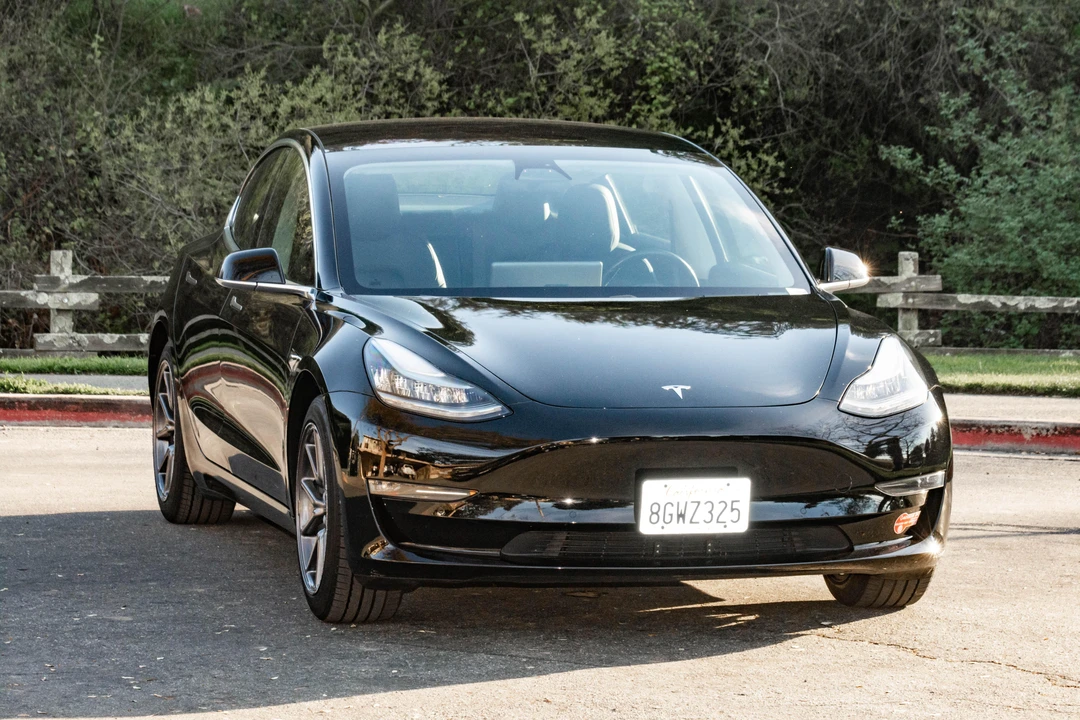 2018 Tesla Model 3 - Image 11 of 31