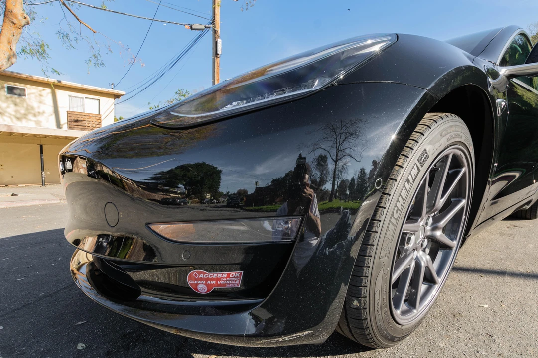 2018 Tesla Model 3 - Image 25 of 31