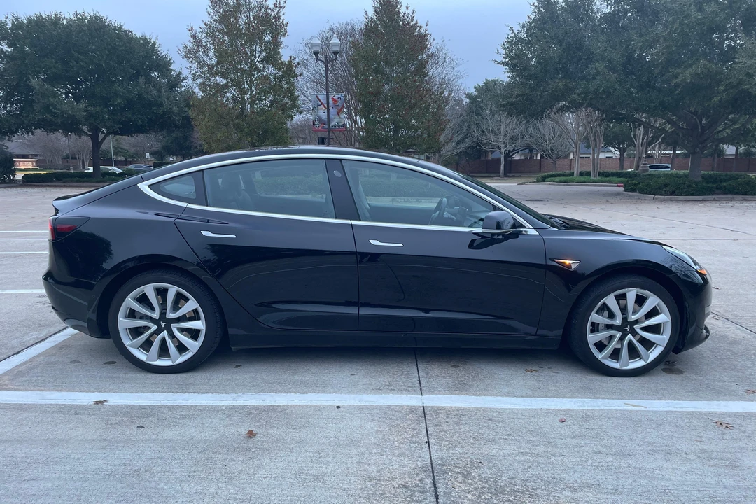 2018 Tesla Model 3 - Image 3 of 31
