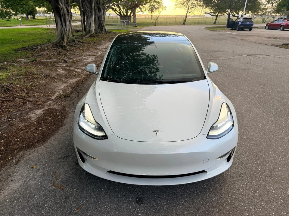 2018 Tesla Model 3 - Image 7 of 31