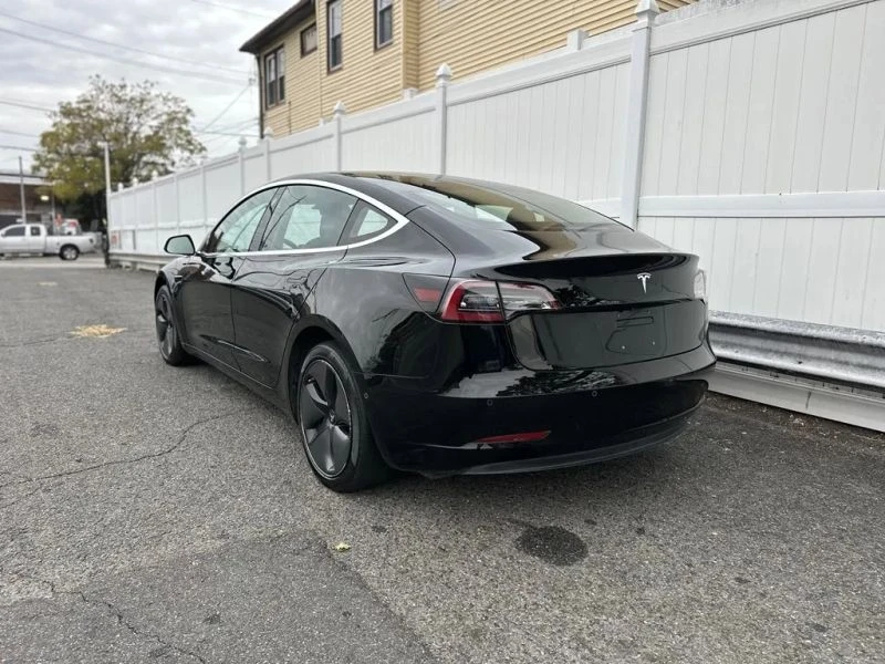 2018 Tesla Model 3 - Image 5 of 12