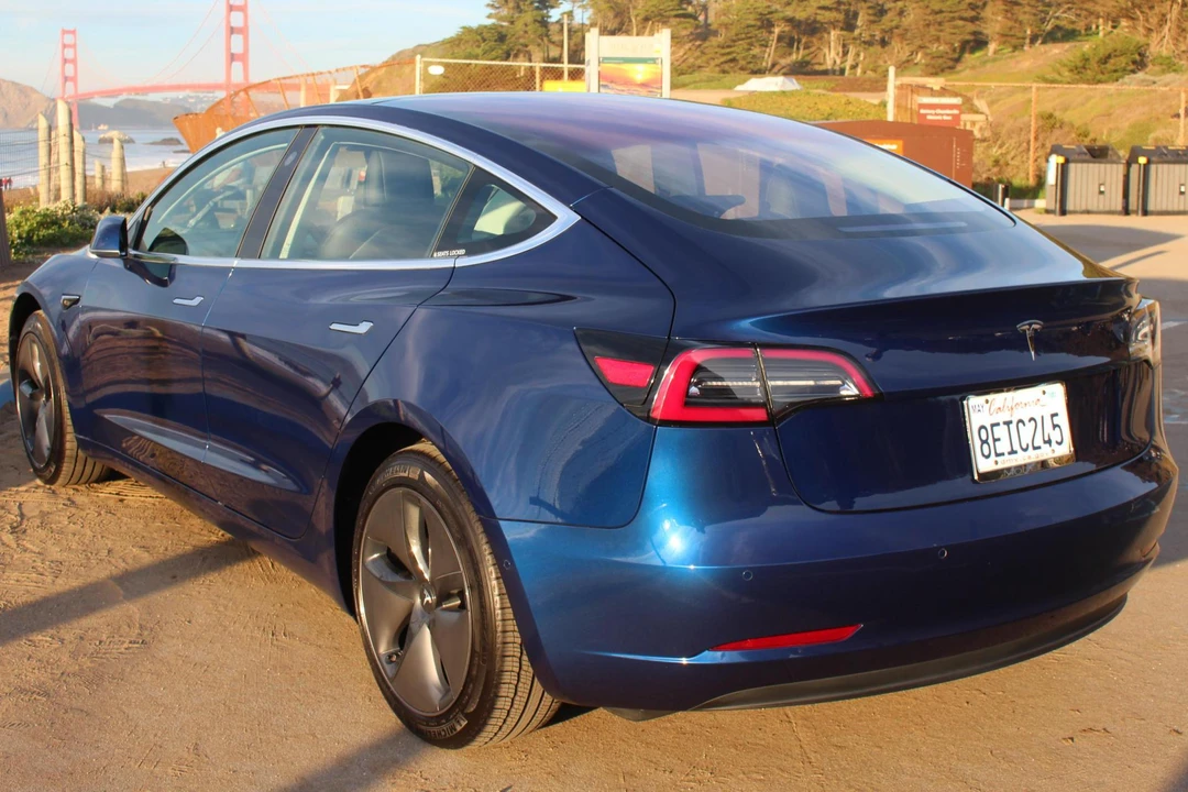 2018 Tesla Model 3 - Image 4 of 15