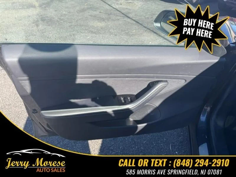 2018 Tesla Model 3 - Image 8 of 12