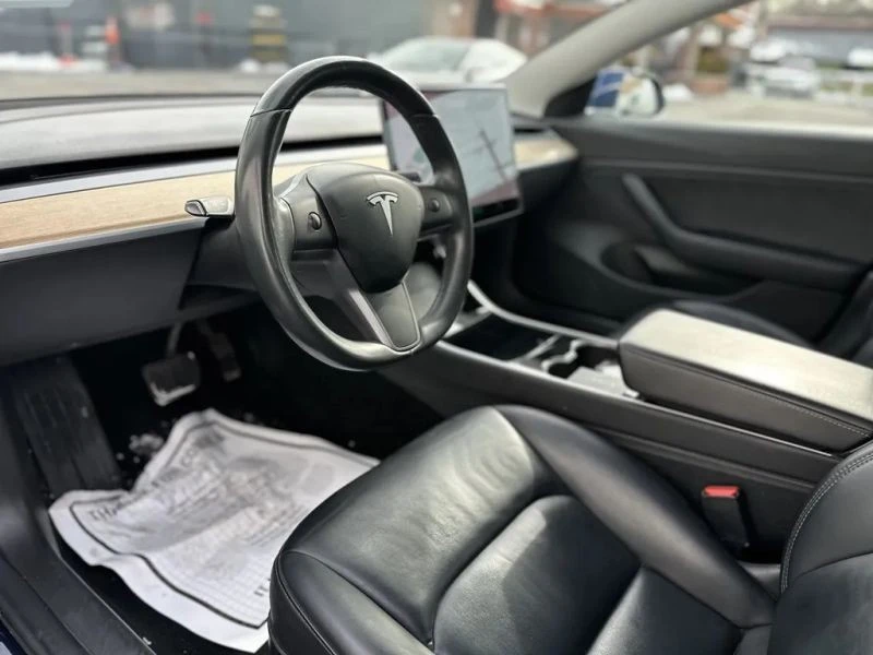 2018 Tesla Model 3 - Image 10 of 12