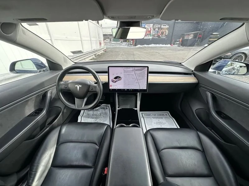 2018 Tesla Model 3 - Image 9 of 12