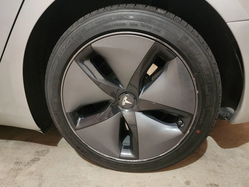 2018 Tesla Model 3 - Image 23 of 31