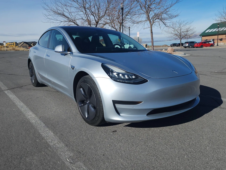 2018 Tesla Model 3 - Image 21 of 31