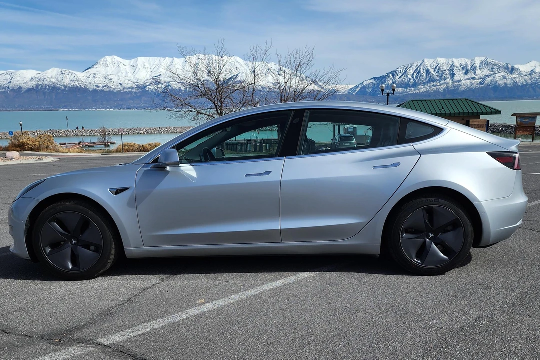 2018 Tesla Model 3 - Image 16 of 31
