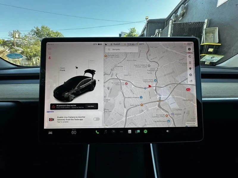 2018 Tesla Model 3 - Image 11 of 12
