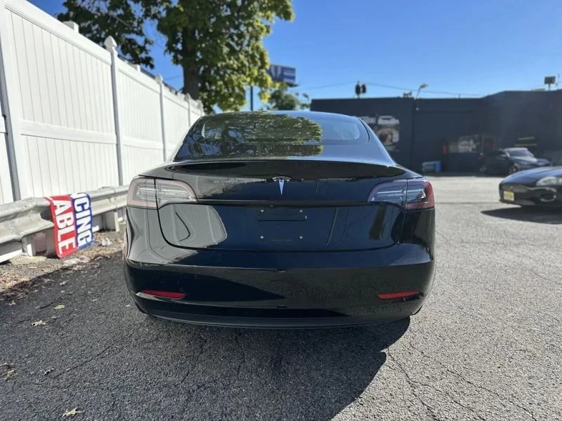 2018 Tesla Model 3 - Image 6 of 12