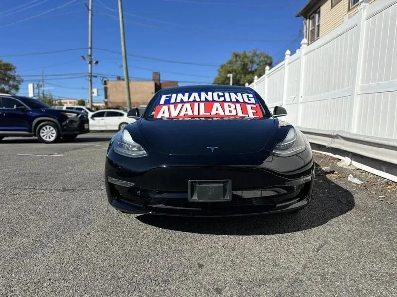 2018 Tesla Model 3 - Image 2 of 12