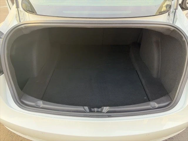 2018 Tesla Model 3 - Image 17 of 21