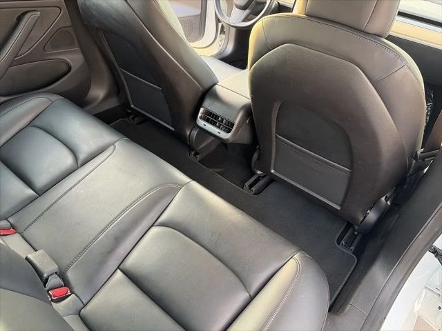 2018 Tesla Model 3 - Image 19 of 21