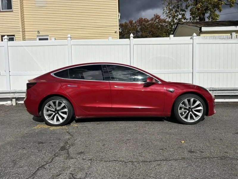 2018 Tesla Model 3 - Image 8 of 12