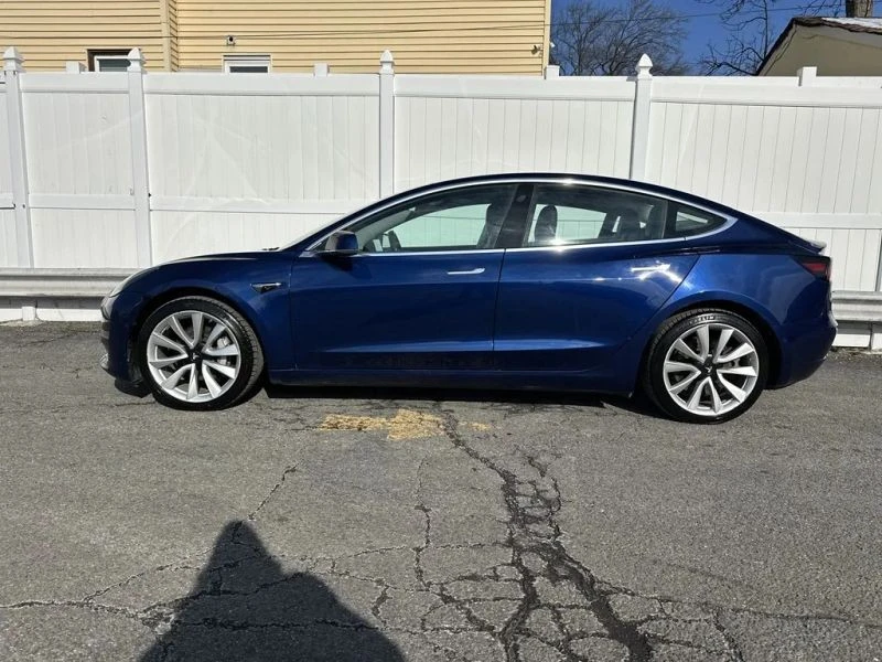 2018 Tesla Model 3 - Image 2 of 12