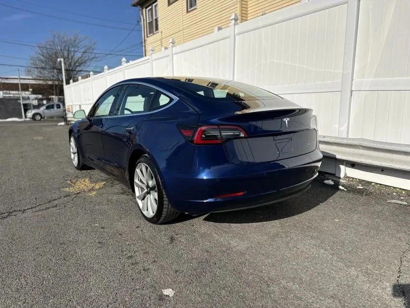 2018 Tesla Model 3 - Image 3 of 12