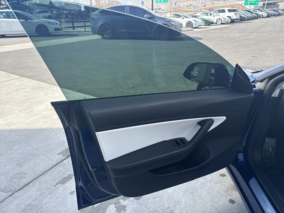 2018 Tesla Model 3 - Image 11 of 21