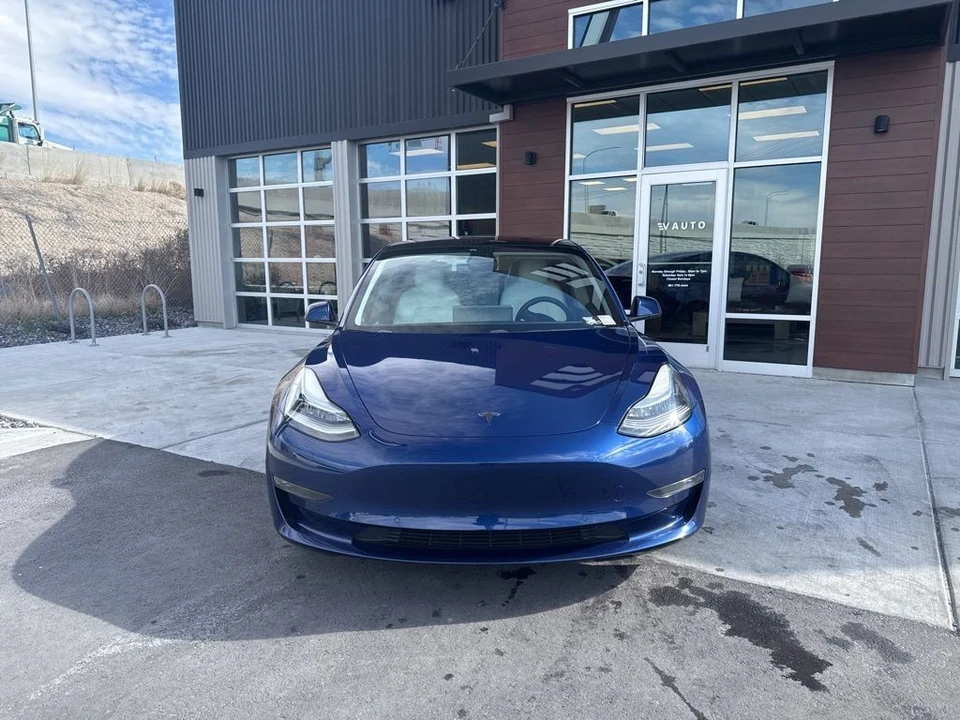 2018 Tesla Model 3 - Image 3 of 21