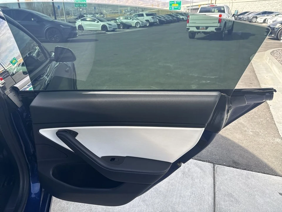 2018 Tesla Model 3 - Image 18 of 21