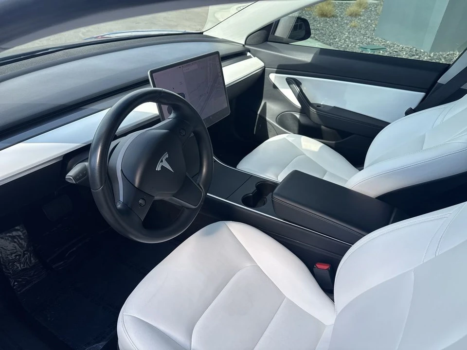 2018 Tesla Model 3 - Image 12 of 21