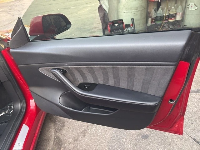 2018 Tesla Model 3 - Image 20 of 21