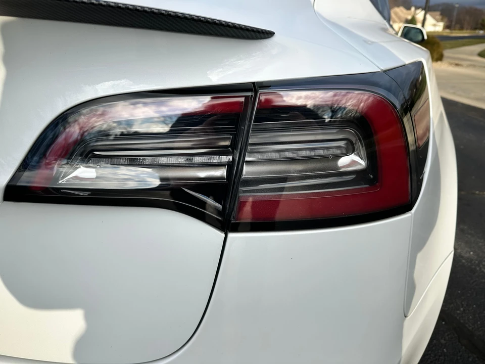 2018 Tesla Model 3 - Image 17 of 31