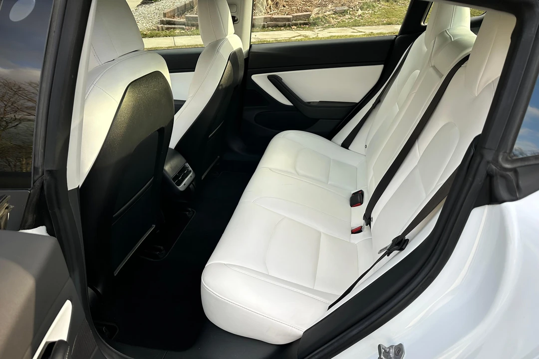 2018 Tesla Model 3 - Image 30 of 31
