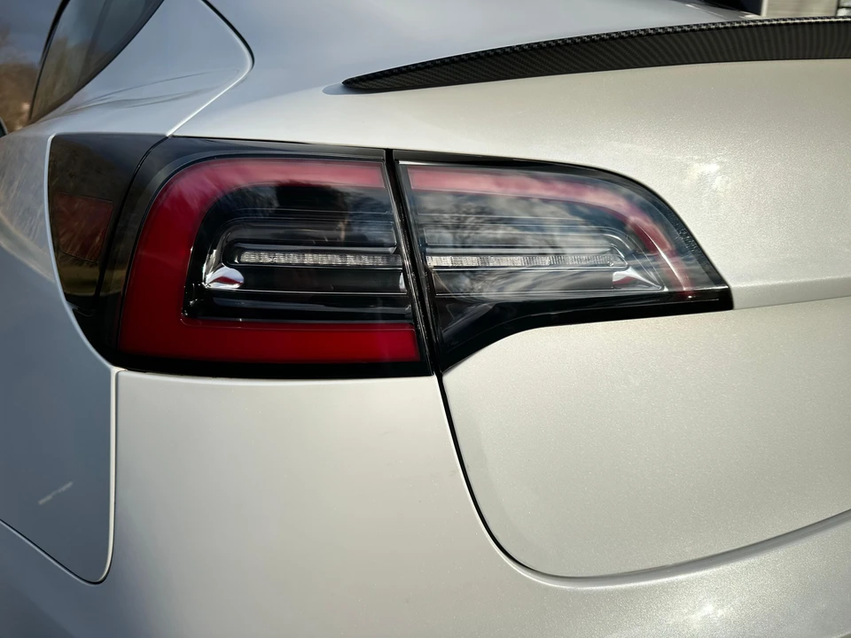 2018 Tesla Model 3 - Image 16 of 31