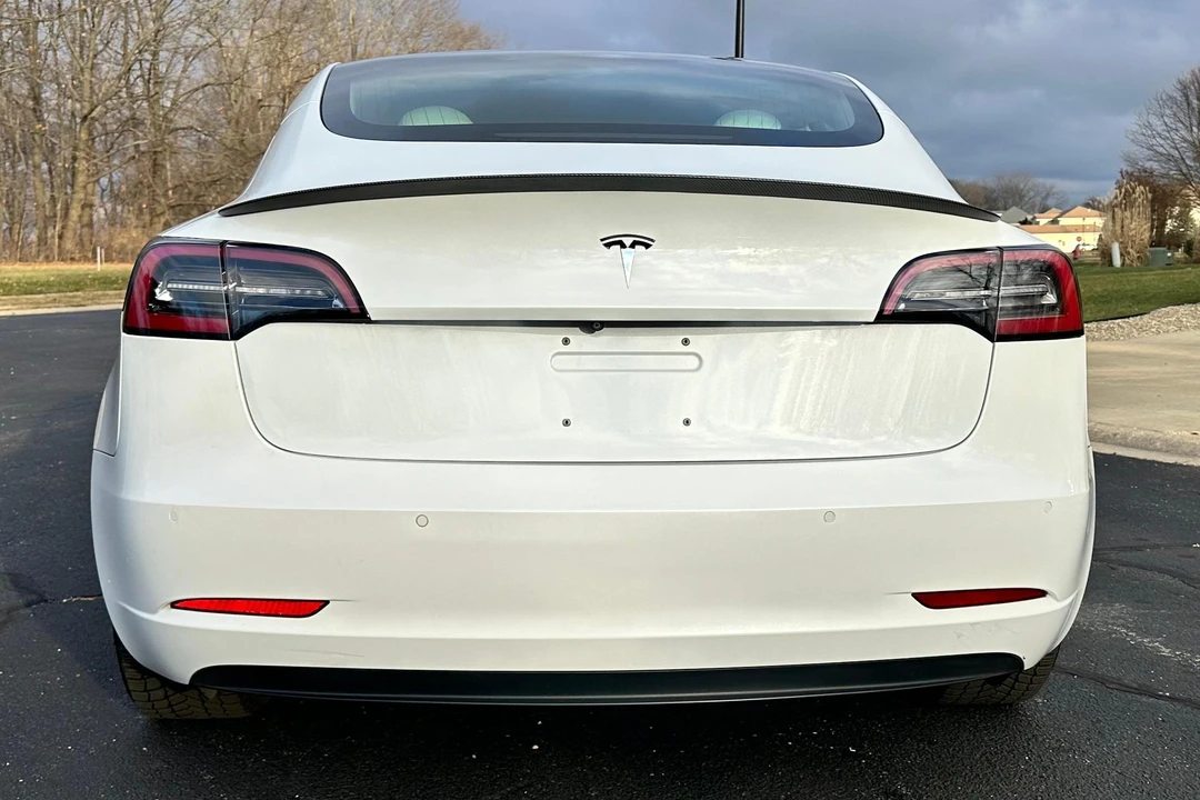 2018 Tesla Model 3 - Image 5 of 31