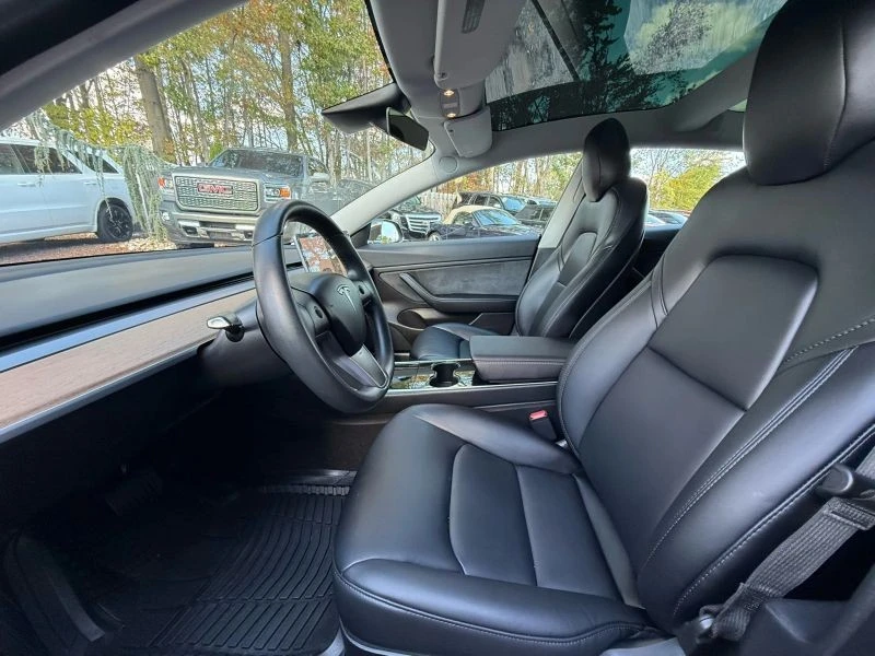 2018 Tesla Model 3 - Image 11 of 12