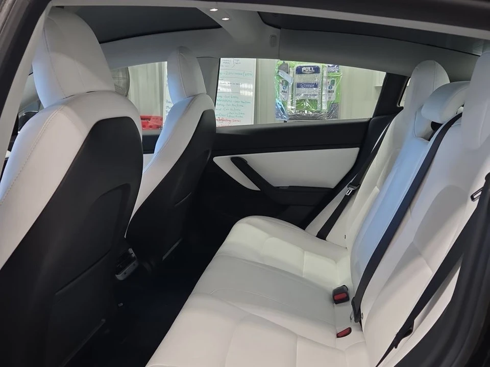 2018 Tesla Model 3 - Image 6 of 6