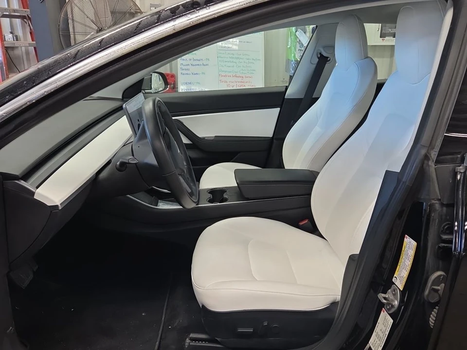 2018 Tesla Model 3 - Image 5 of 6