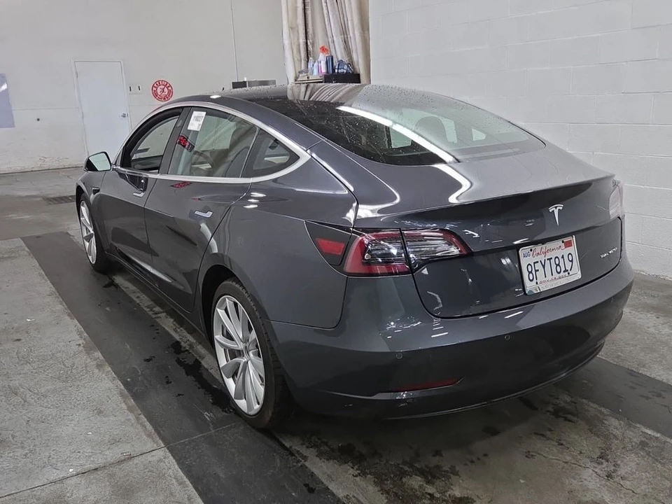 2018 Tesla Model 3 - Image 3 of 7