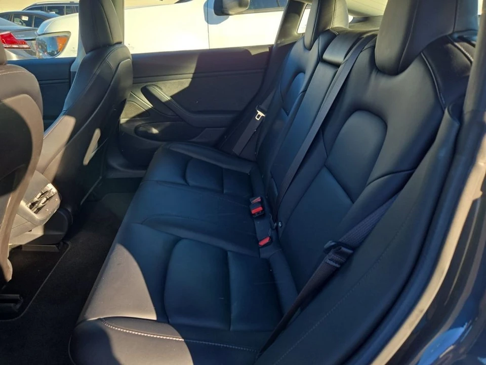 2018 Tesla Model 3 - Image 7 of 7