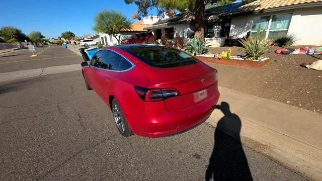 2018 Tesla Model 3 - Image 4 of 5